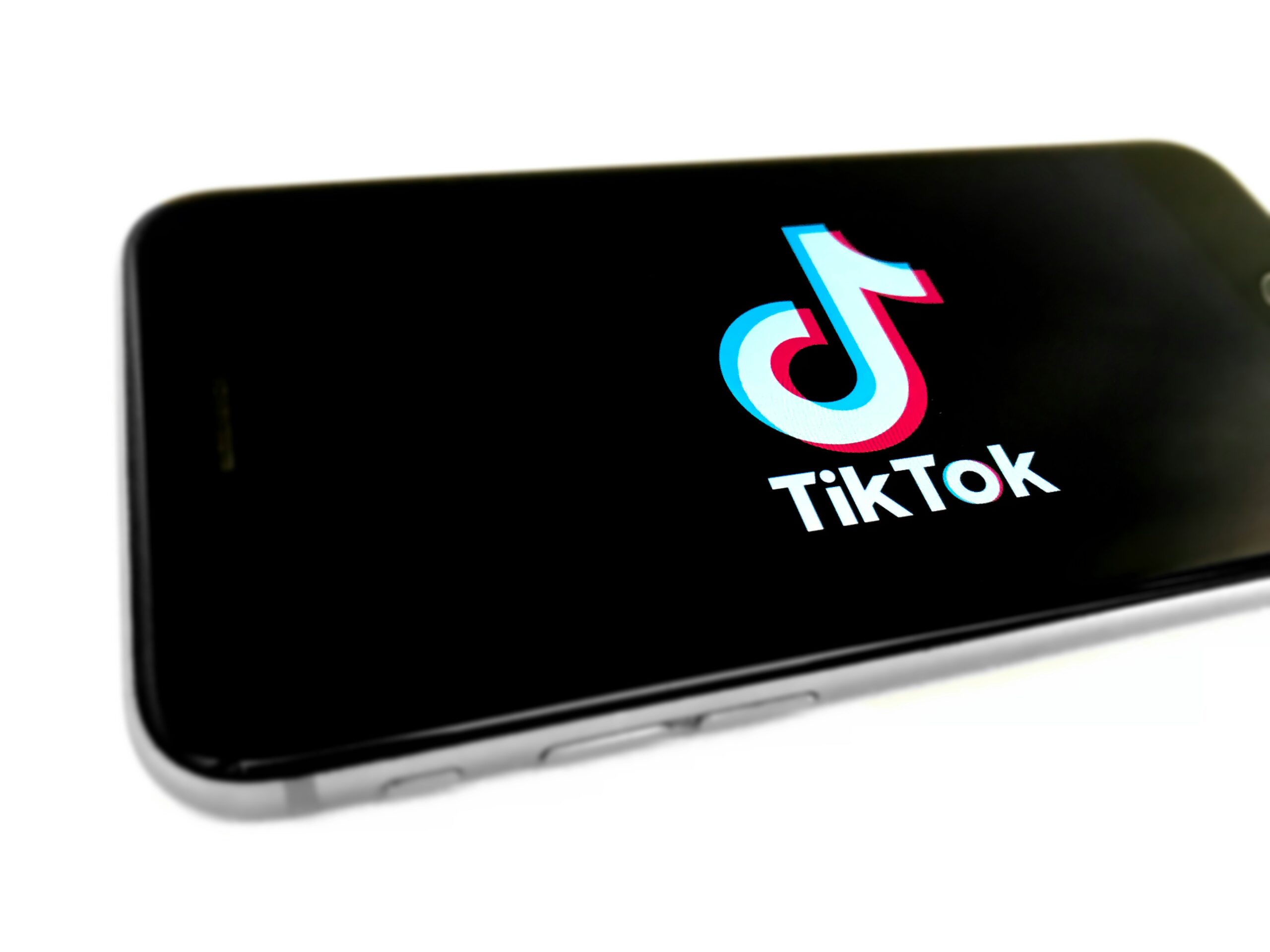 Membangun Personal Branding di TikTok Pro: Strategi dan Tips